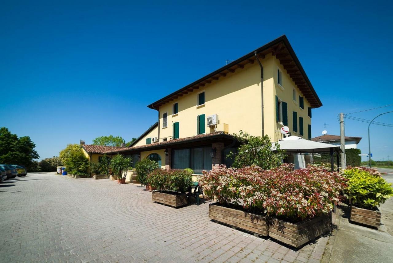Rifugio San Lorenzo Bed and Breakfast Porto Mantovano Εξωτερικό φωτογραφία